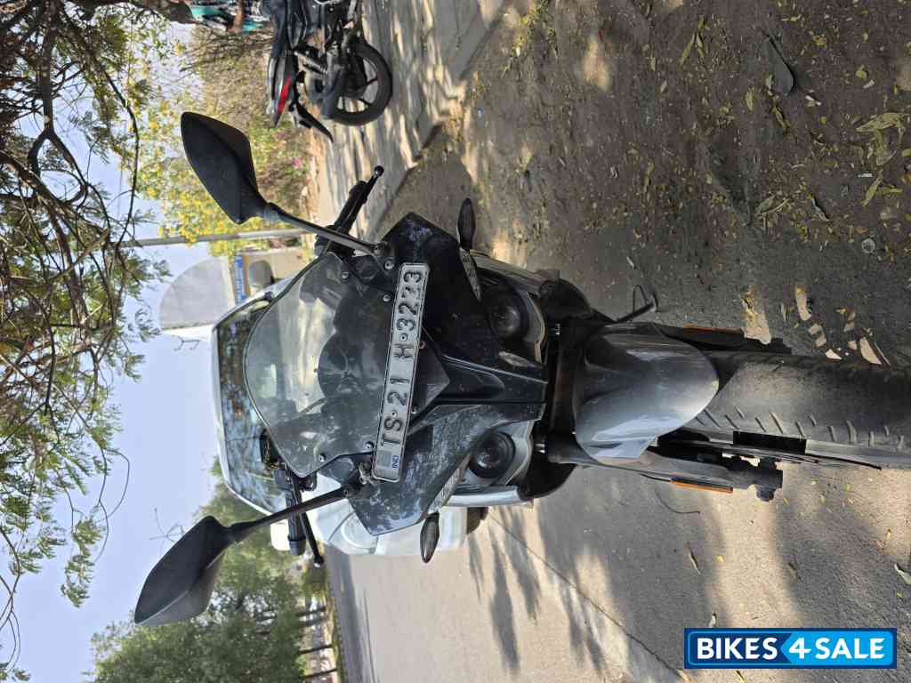 Bajaj Pulsar RS 200 BS6