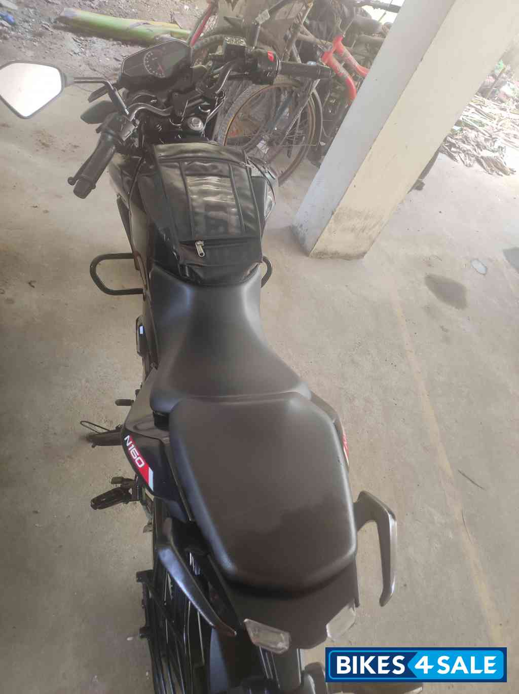 Black Bajaj Pulsar N160 Dual Channel ABS