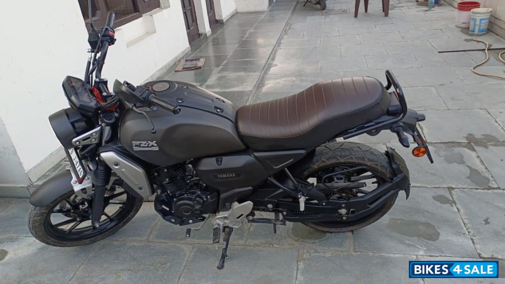 Yamaha FZ-X
