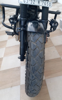 Royal Enfield Meteor 350 Stellar