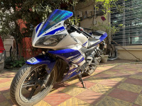 Yamaha YZF R15 V2