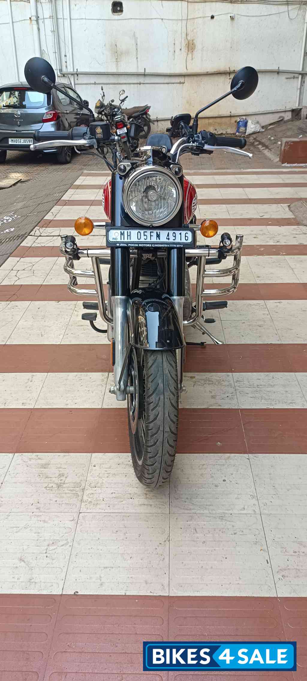 Millitary Silver Red Royal Enfield Bullet 350