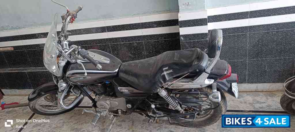 Bajaj Avenger Cruise 220 BS6