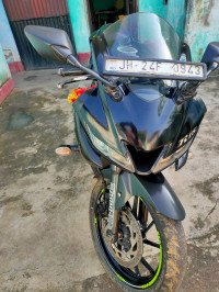 Mat Black Yamaha YZF R15 V3