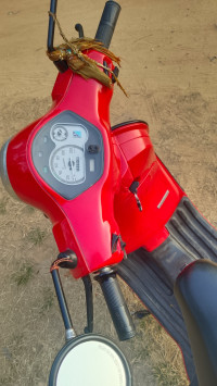 Vespa Urban Club 125