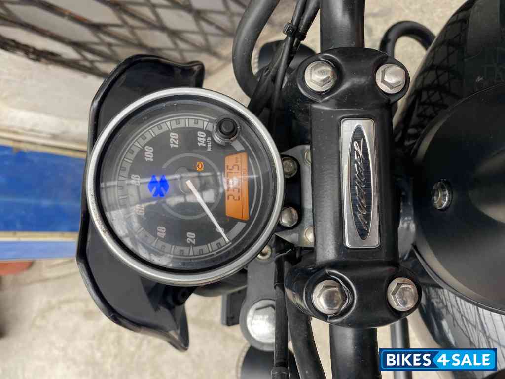 Bajaj Avenger Street 160