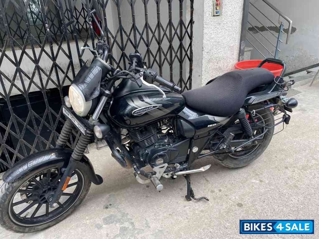 Bajaj Avenger Street 160