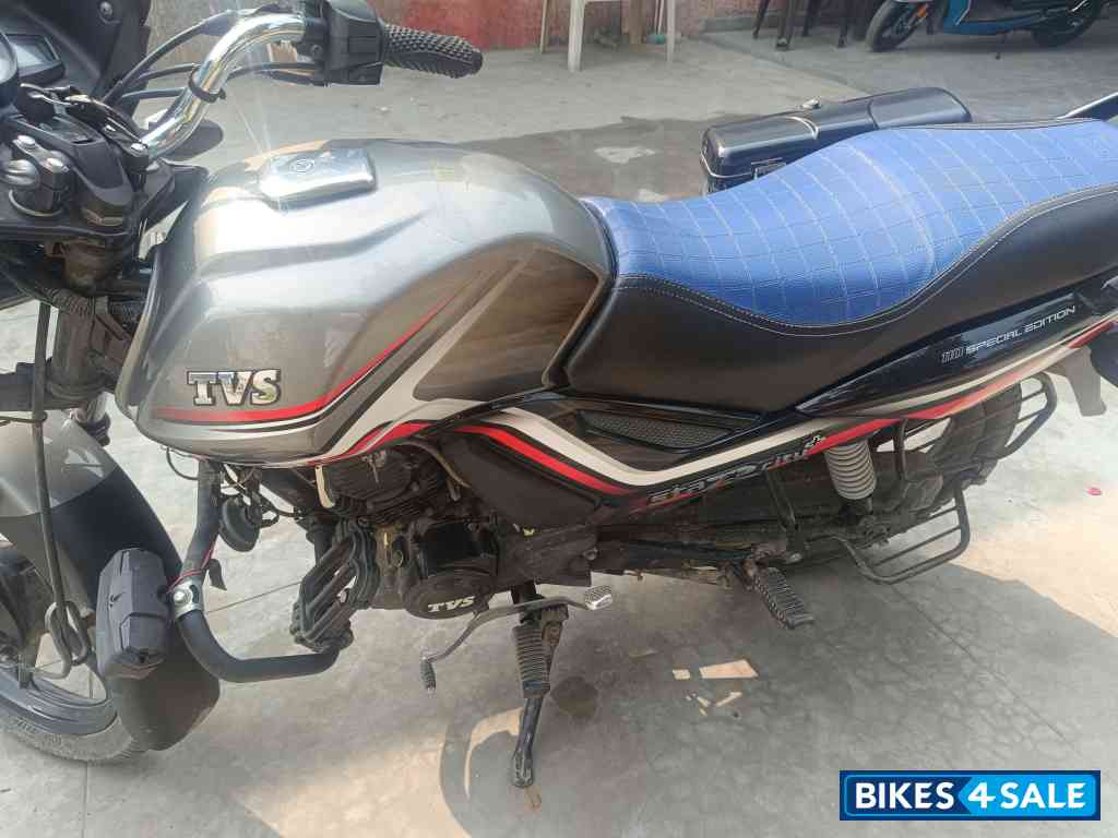 Grey TVS Star City Plus