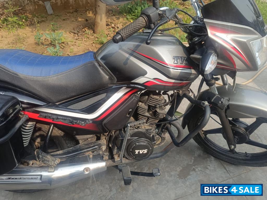 Grey TVS Star City Plus