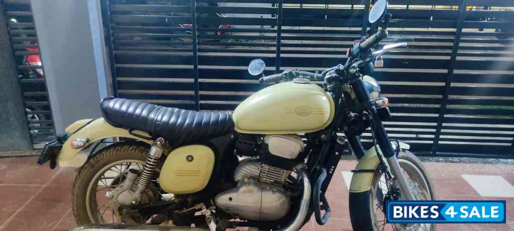 Jawa forty two Lumous lime