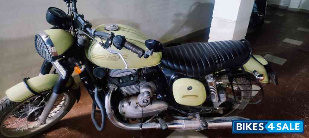 Jawa forty two Lumous lime