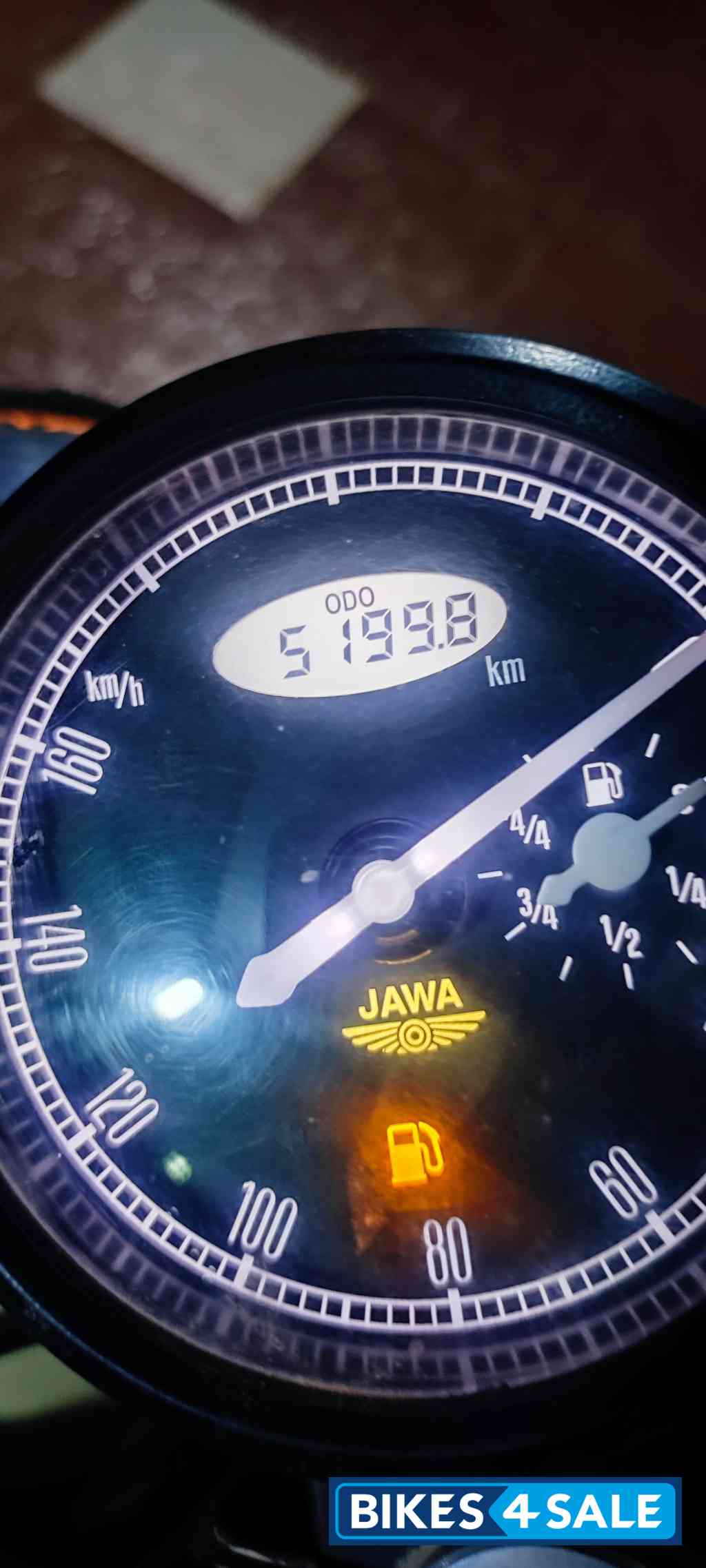 Jawa forty two Lumous lime