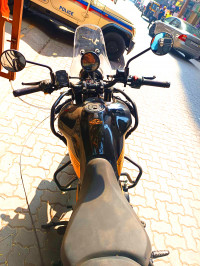 Royal Enfield Himalayan 452