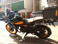 Royal Enfield Himalayan 452