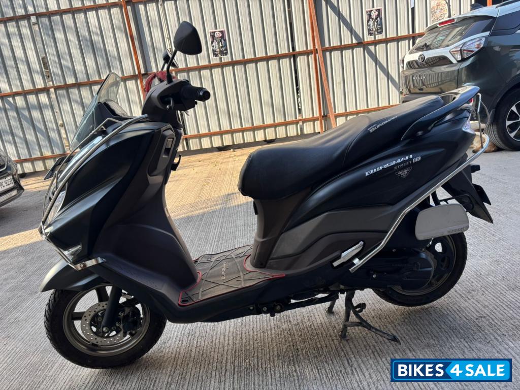 Suzuki Burgman Street EX