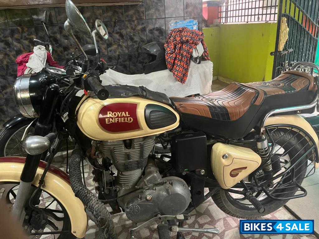 Royal Enfield Classic 500
