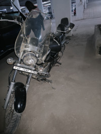 Bajaj Avenger 220 DTS-i