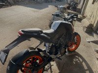 KTM Duke 200