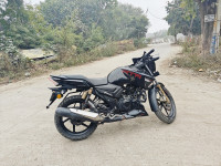 Black TVS Apache RTR 180 BS6