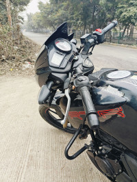 Black TVS Apache RTR 180 BS6