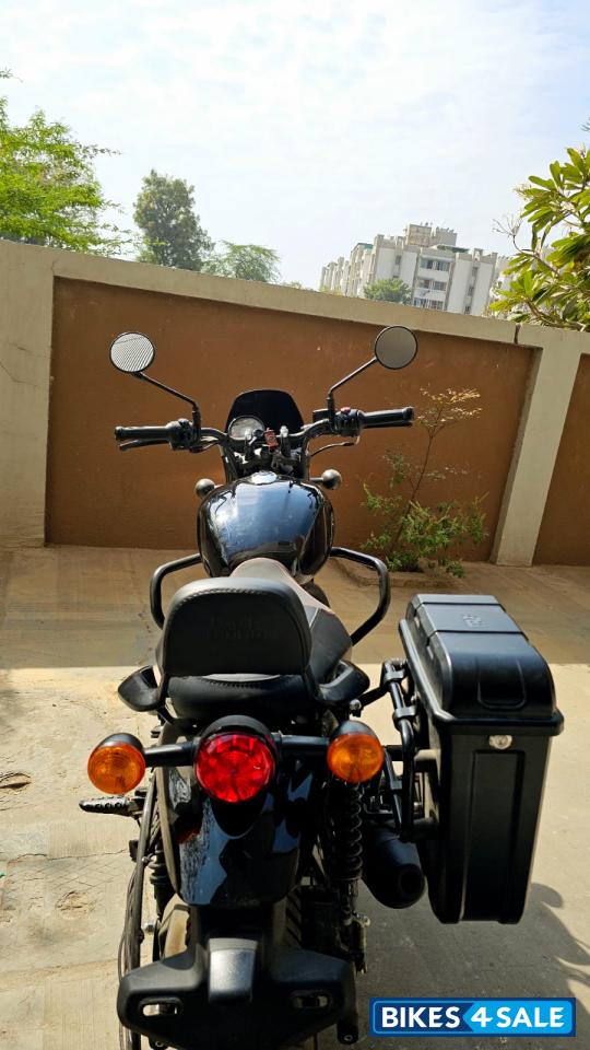 Rebel Black Royal Enfield Hunter 350 Metro