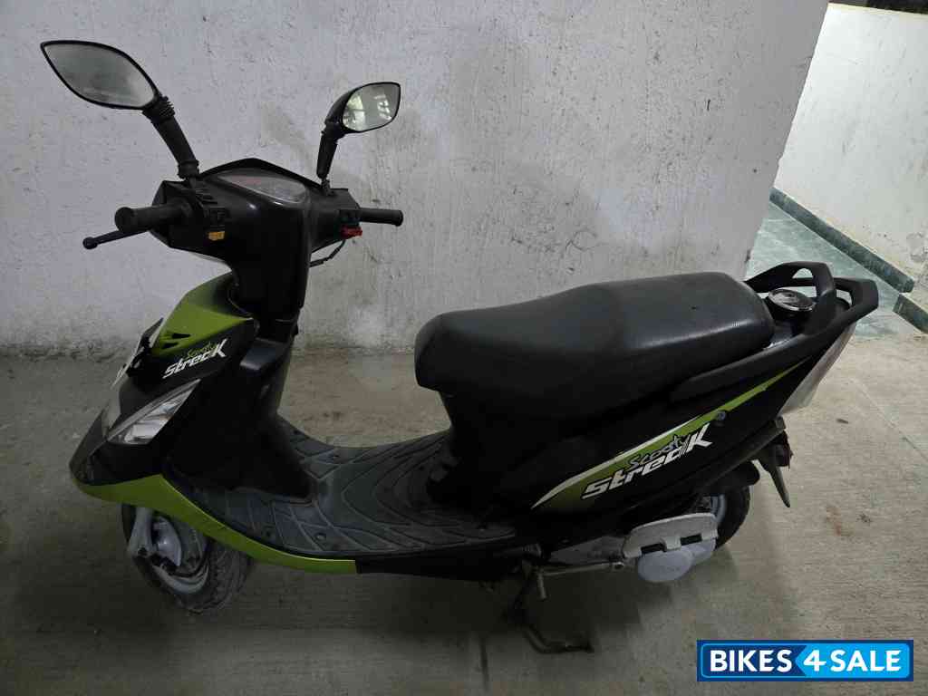 TVS Scooty Streak