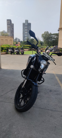 Black KTM Duke 200