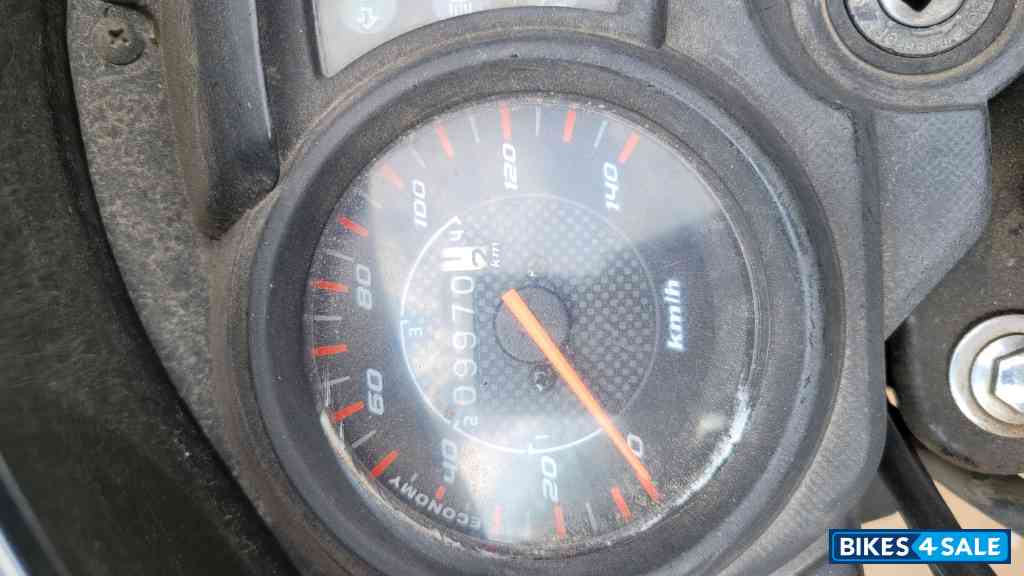 Black Honda CB Shine