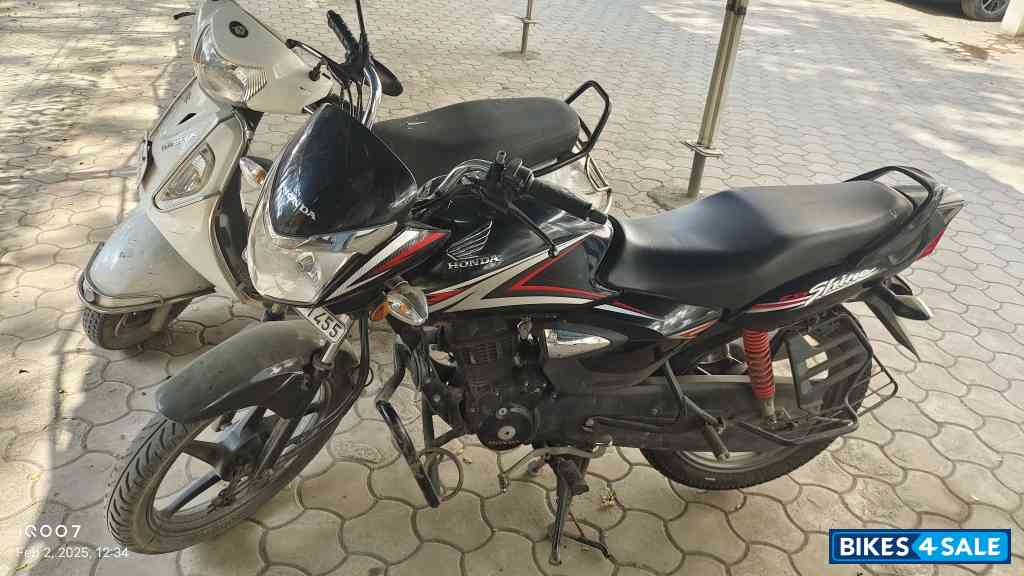 Honda CB Shine