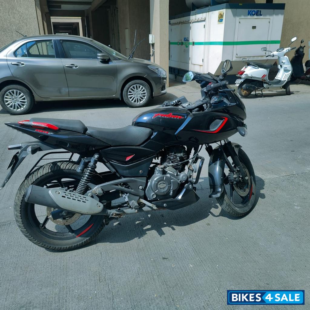 Ebony Blk Red Dkl Bajaj Pulsar 180