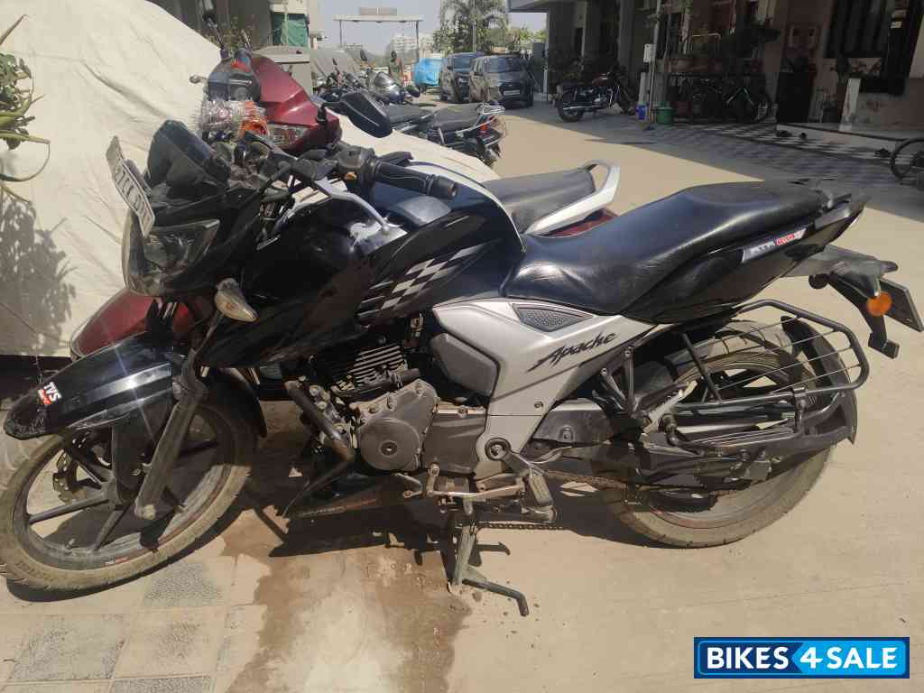 TVS Apache RTR 160 4V