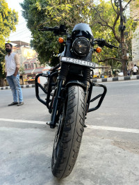 Hunter Green Yezdi Roadster Dark