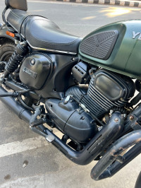 Hunter Green Yezdi Roadster Dark