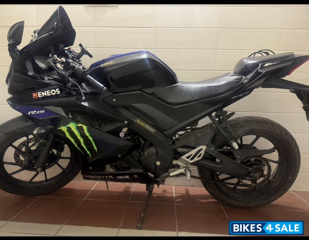 Blue And Black Yamaha YZF R15 V3 Blue And Black Yamaha YZF R15 V3