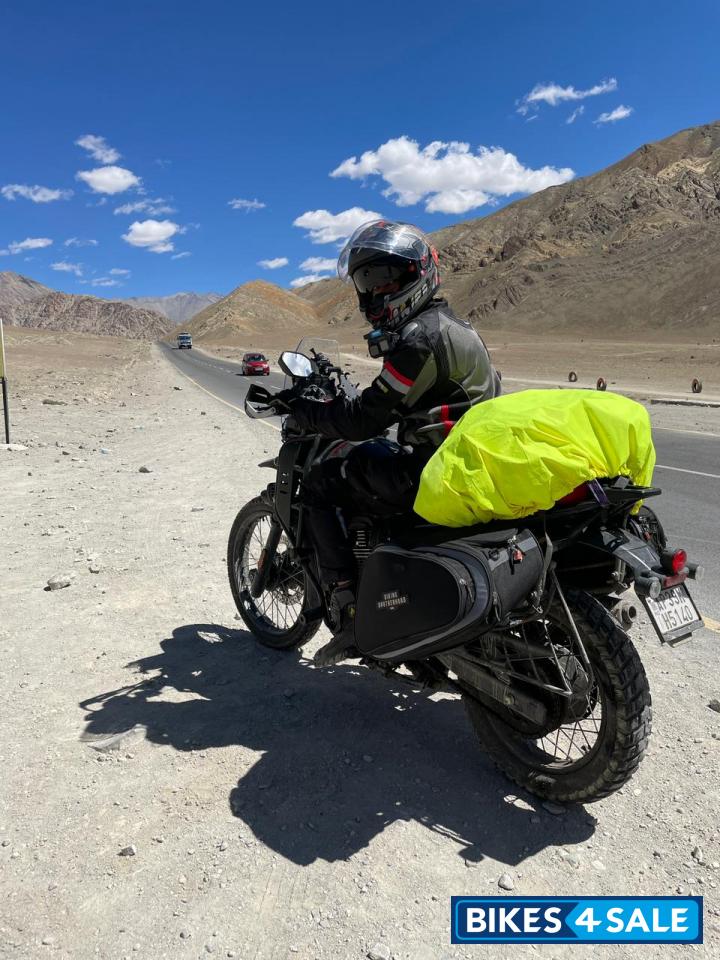 Yezdi Adventure Mambo Black