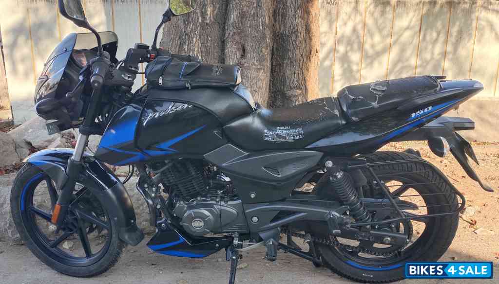 Bajaj Pulsar 150 BS6