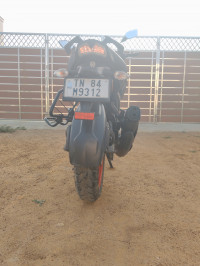 Mattle Black TVS Apache RTR 160 4V Special Edition