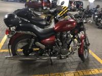 Red Royal Enfield Thunderbird TwinSpark 350