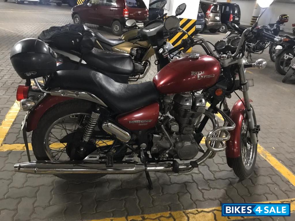 Red Royal Enfield Thunderbird TwinSpark 350