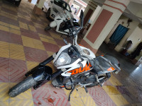 KTM Duke 200