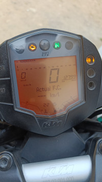 White KTM Duke 200 2020