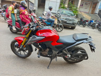 Red Honda CB300F