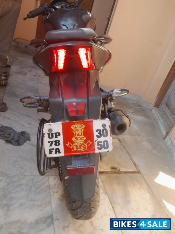 Bajaj Dominar 400 Disc