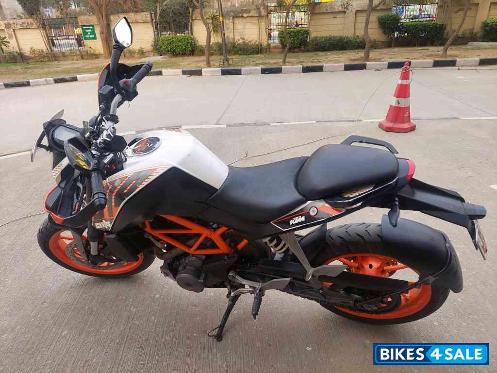 KTM Duke 390