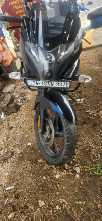 Bajaj Pulsar 220F