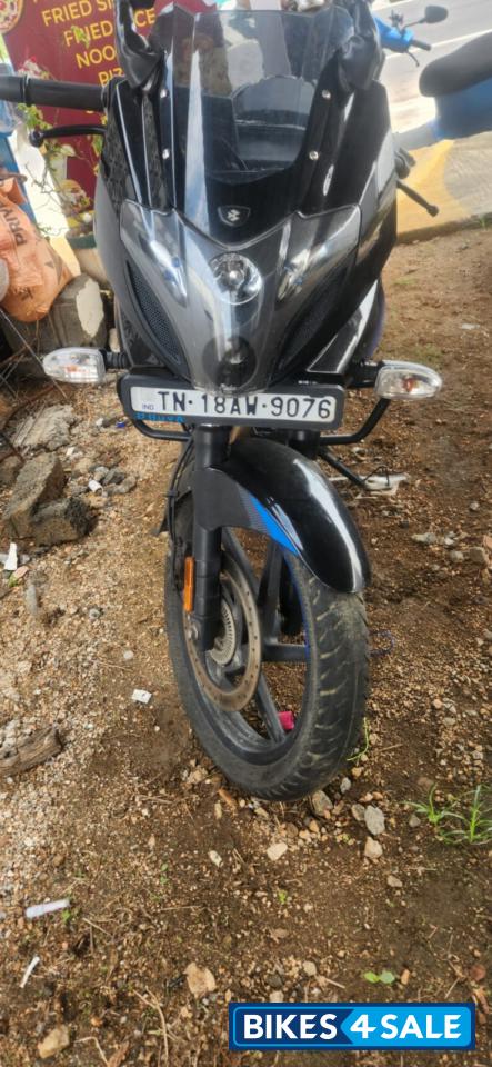 Bajaj Pulsar 220F