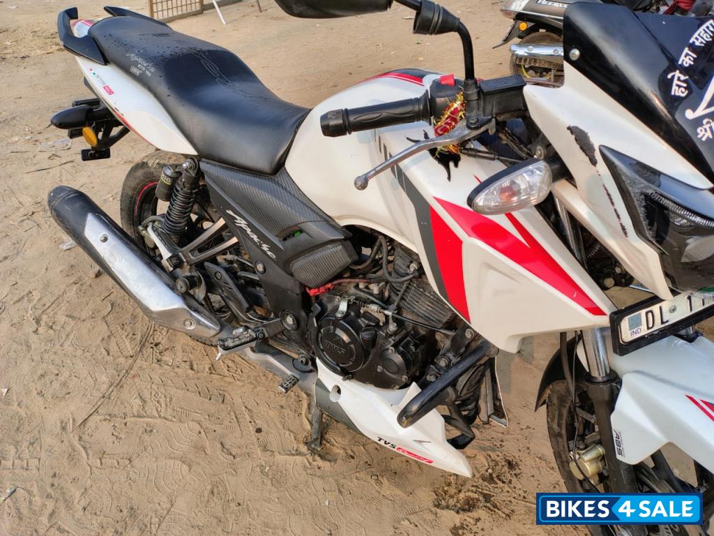 TVS Apache RTR 160 BS VI