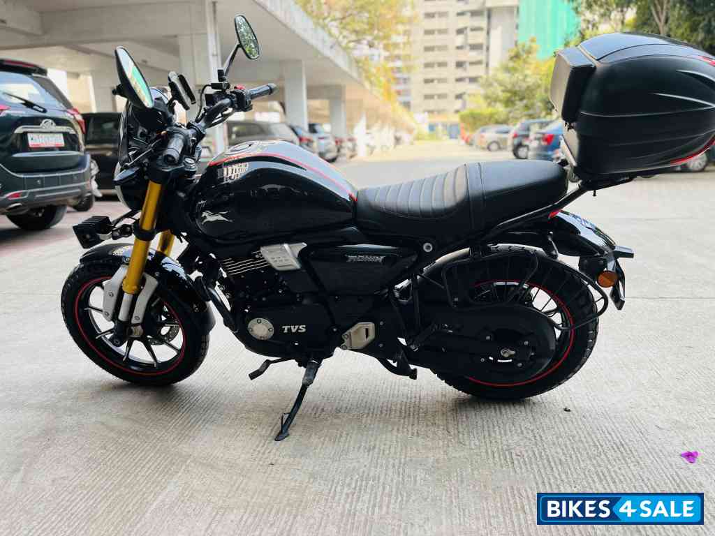 Ltng Black TVS Ronin DS