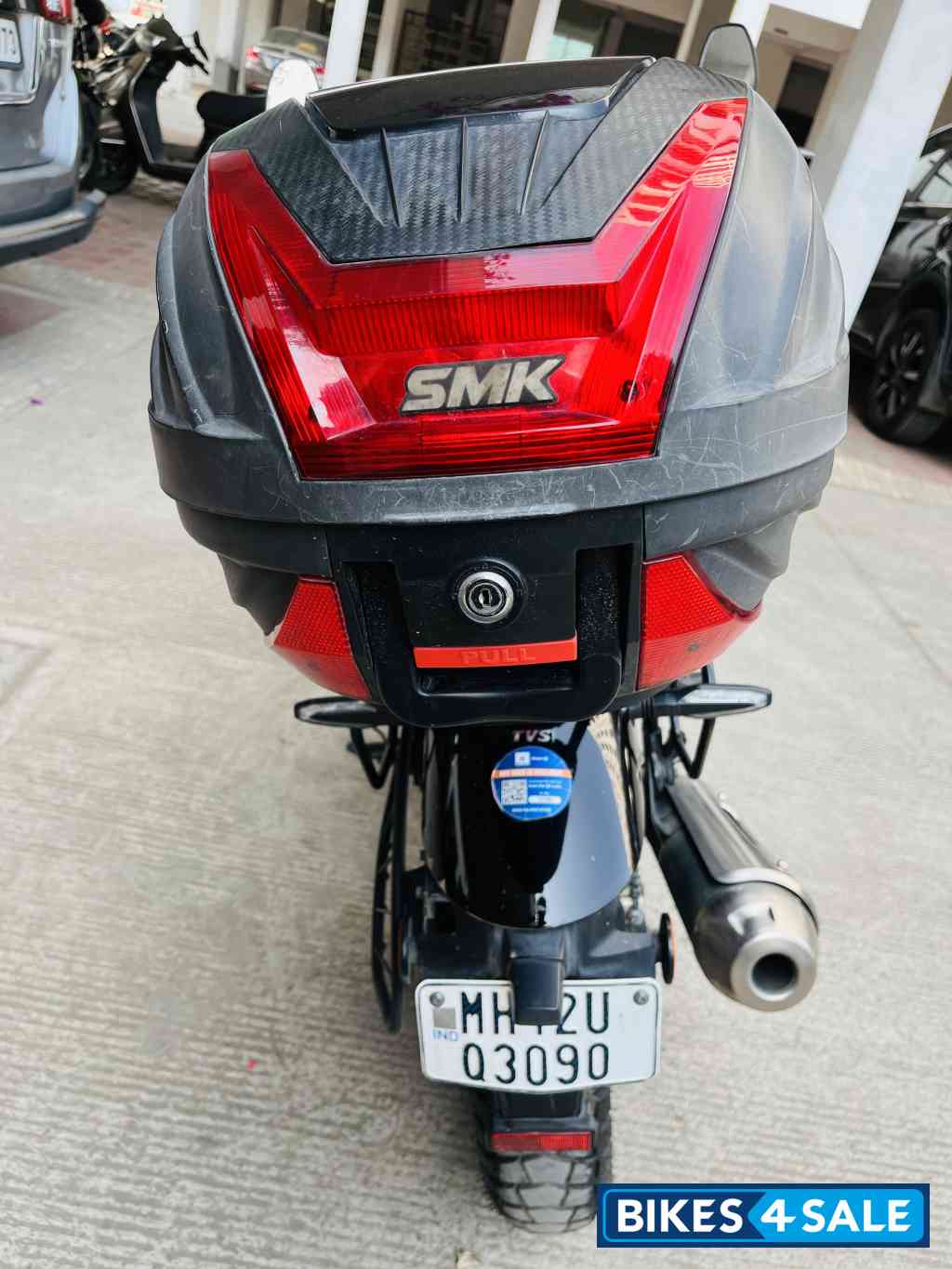 Ltng Black TVS Ronin DS