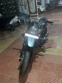 Yezdi Scrambler Dual Tone 2022 Model